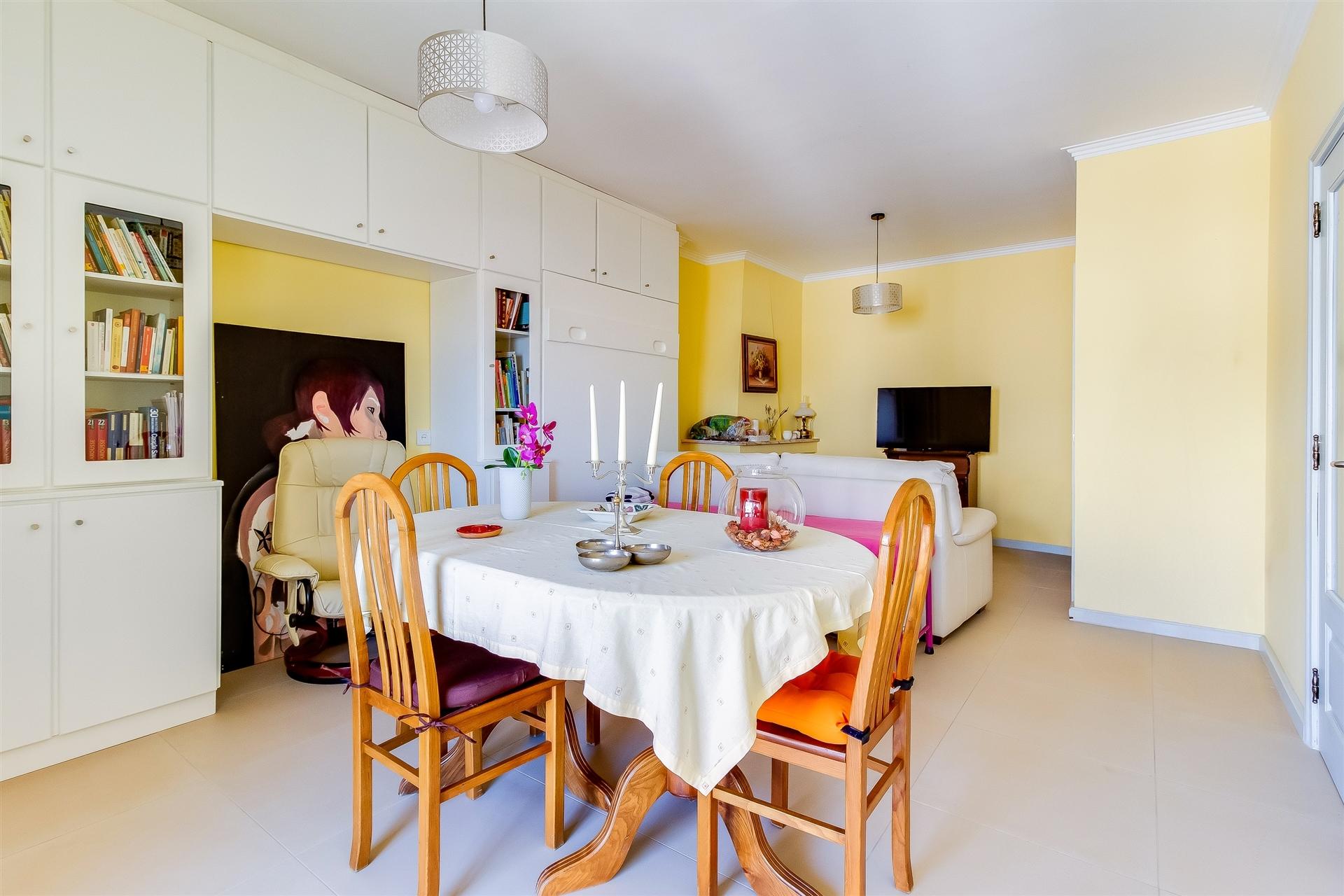 Apartamento T2 no Centro de São João da Madeira