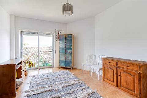 Apartamento T3 no Centro de Alcobaça