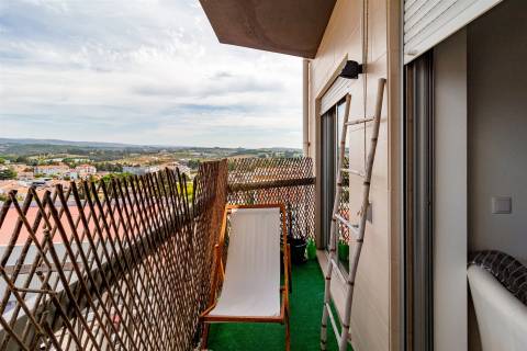 Apartamento T3 no Centro de Alcobaça