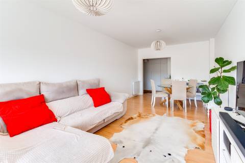 Apartamento T3 no Centro de Alcobaça