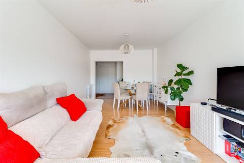 Apartamento T3 no Centro de Alcobaça