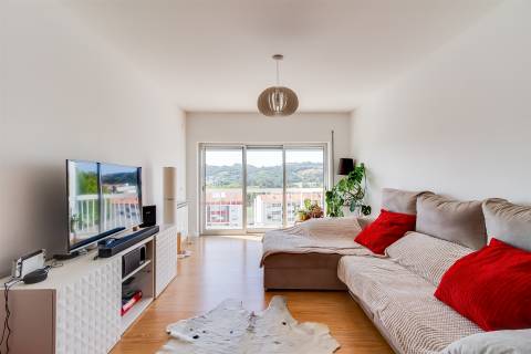 Apartamento T3 no Centro de Alcobaça