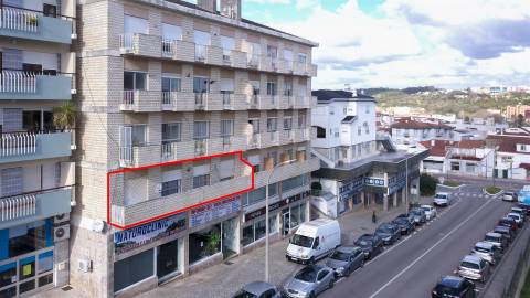 Apartamento T4 no coração de Leiria – Conforto, Espaço e Conveniência