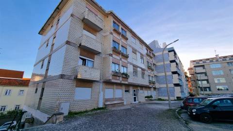 Apartamento T4 no coração de Leiria – Conforto, Espaço e Conveniência