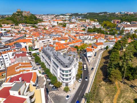 Loja para Arrendamento no Coração de Leiria