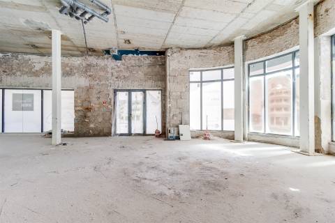 Loja para Arrendamento no Coração de Leiria