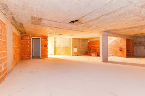 Loja para Arrendamento no Coração de Leiria