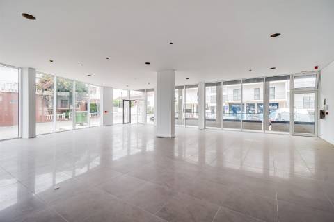 Loja  Arrendamento em Meirinhas,Pombal