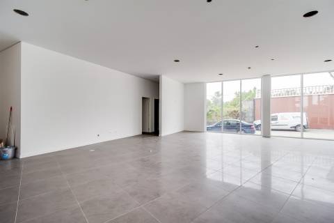 Loja  Arrendamento em Meirinhas,Pombal