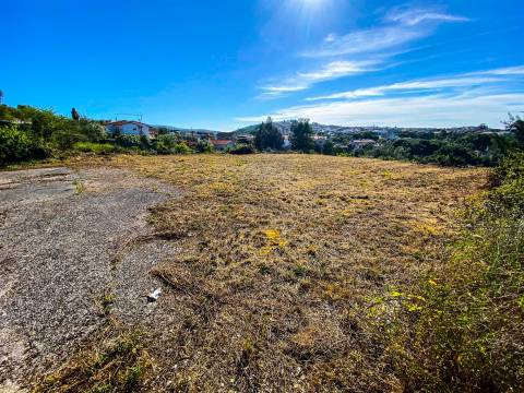 Terreno com Projeto Aprovado para Moradia | Alqueidão da Serra – Porto de Mós