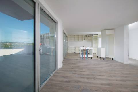 Apartamento T3 Duplex em Condomínio Privado  – Pombal