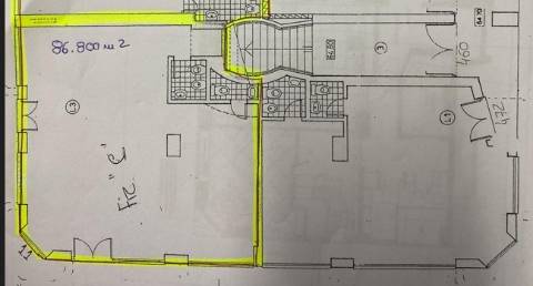 Arrenda-se Loja em Leiria com localização privilegiada!