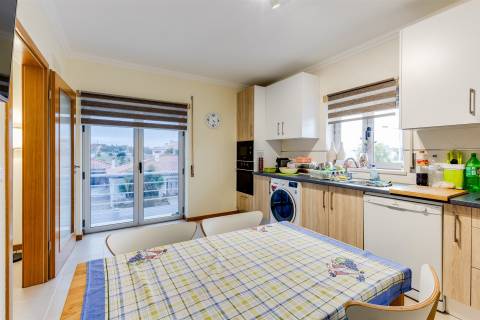 Apartamento T3 em Calvaria de Cima