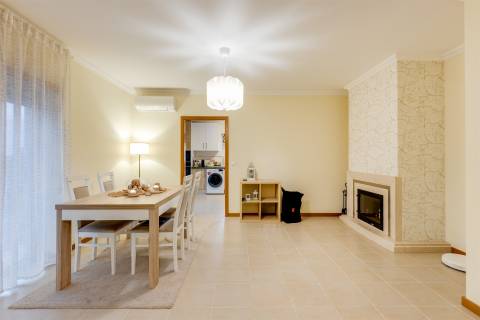 Apartamento T3 em Calvaria de Cima