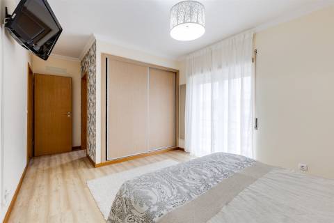 Apartamento T3 em Calvaria de Cima