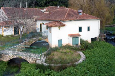 Vende-se Quinta – propriedade única à beira-rio - em Redinha, Pombal
