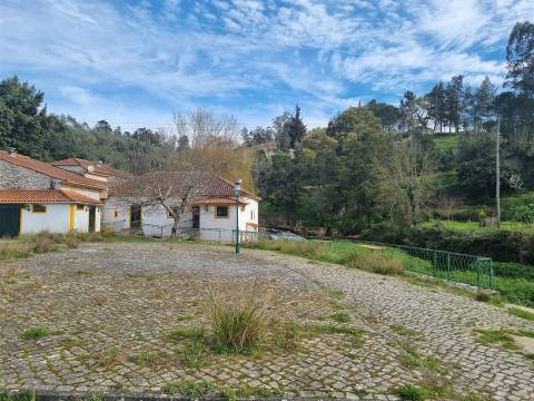 Vende-se Quinta – propriedade única à beira-rio - em Redinha, Pombal