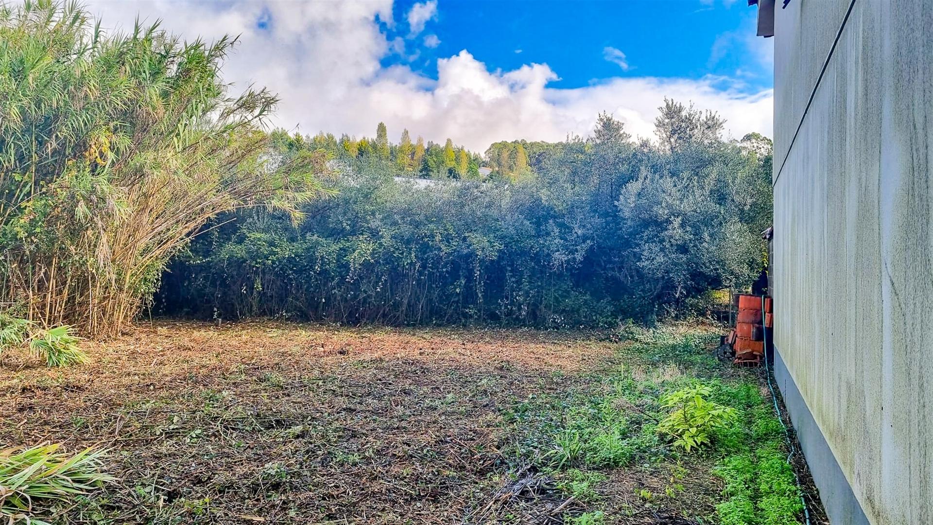 Terreno com Viabilidade de Construção – 630 m² | Lousa, Cortes – Leiria