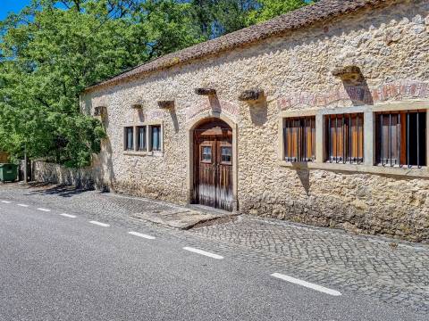 Restaurante e Bar em Antigo Lagar – Abiul, Pombal (Leiria)