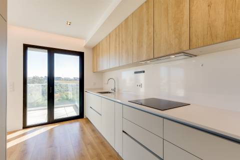 Apartamento T3 para Arrendamento – Capuchos, Leiria (Zona Central)