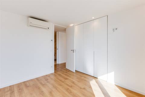 Apartamento T3 para Arrendamento – Capuchos, Leiria (Zona Central)