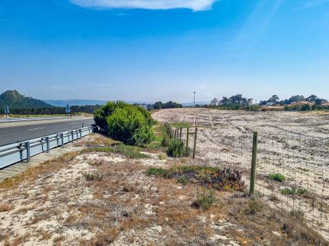 Lote de Terreno para Construção – Nazaré | 975 m²
