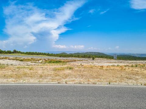 Lote de Terreno para Construção – Nazaré | 975 m²