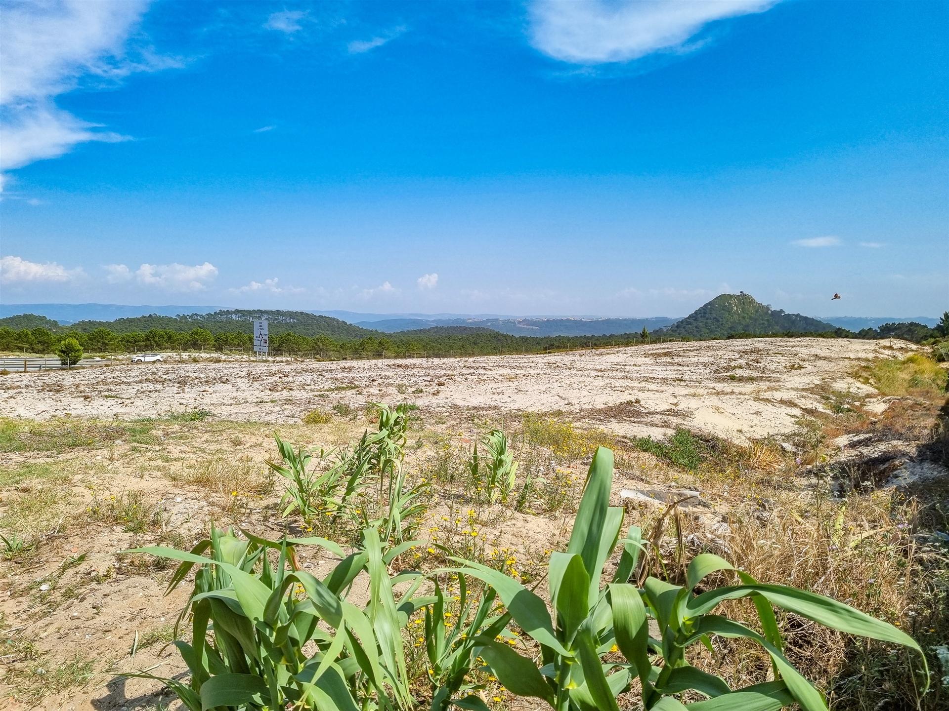 Lote de Terreno para Construção – Nazaré | 975 m²