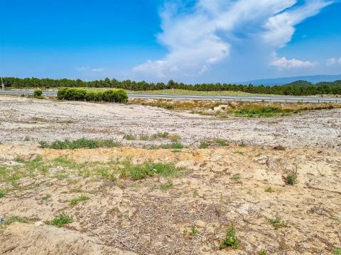 Lote de Terreno para Construção – Nazaré | 975 m²