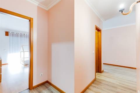 Apartamento T3 localizado em Ilha, Pombal