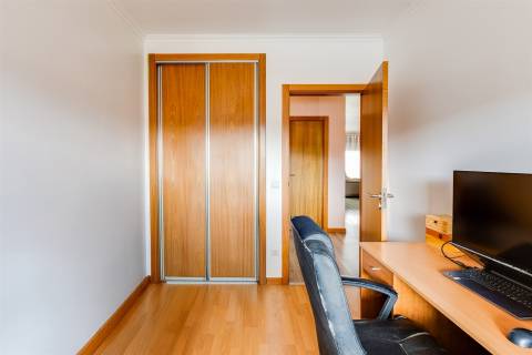 Apartamento T3 localizado em Ilha, Pombal