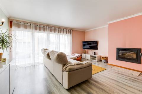 Apartamento T3 localizado em Ilha, Pombal