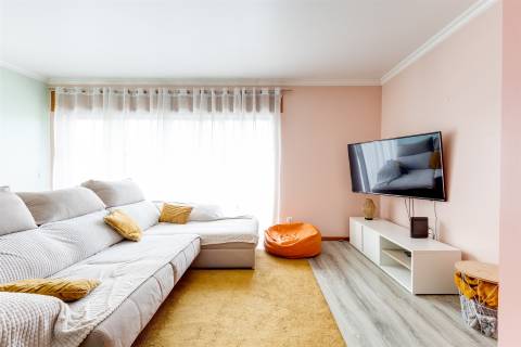 Apartamento T3 localizado em Ilha, Pombal