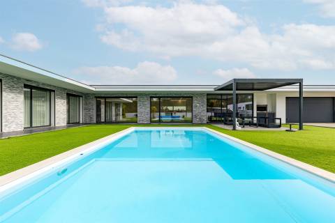 Moradia T4 Exclusiva Premium | Monte Real