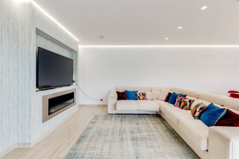 Moradia T4 Exclusiva Premium | Monte Real