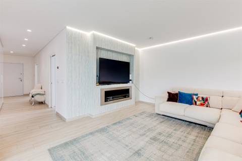 Moradia T4 Exclusiva Premium | Monte Real