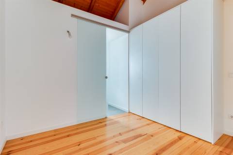 Arrenda-se apartamento T2 no Centro Histórico de Leiria