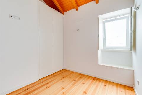 Arrenda-se apartamento T2 no Centro Histórico de Leiria
