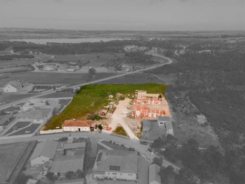 Moradia T3+1 Térrea com Piscina | Ervedeira | Coimbrão