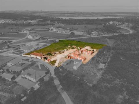 Moradia T3+1 Térrea com Piscina | Ervedeira | Coimbrão