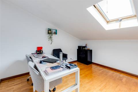 Apartamento Duplex T4+1 em Casal dos Matos | Pousos, Leiria