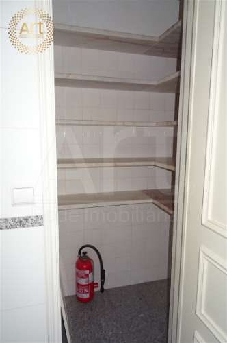 Apartamento T5 Arrendamento em Areeiro,Lisboa