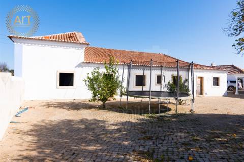 Moradia >=T10 Venda em Carregado e Cadafais,Alenquer