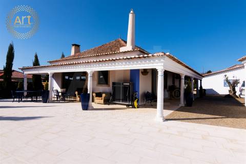 Moradia >=T10 Venda em Carregado e Cadafais,Alenquer