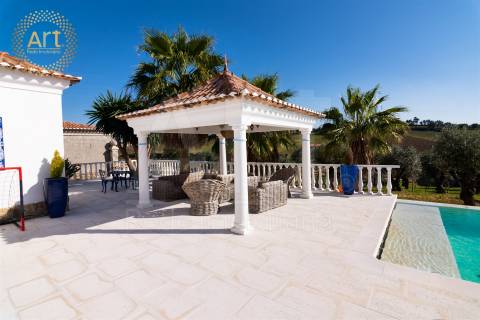 Moradia >=T10 Venda em Carregado e Cadafais,Alenquer