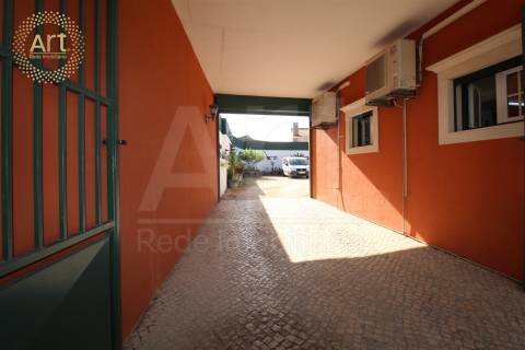 Moradia T3 Venda em Sintra (Santa Maria e São Miguel, São Martinho e São Pedro de Penaferrim),Sintra