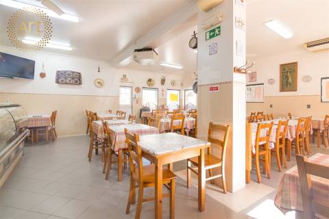 Moradia T3 Venda em Sintra (Santa Maria e São Miguel, São Martinho e São Pedro de Penaferrim),Sintra