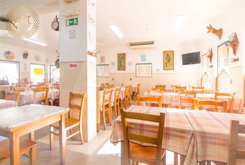 Moradia T3 Venda em Sintra (Santa Maria e São Miguel, São Martinho e São Pedro de Penaferrim),Sintra