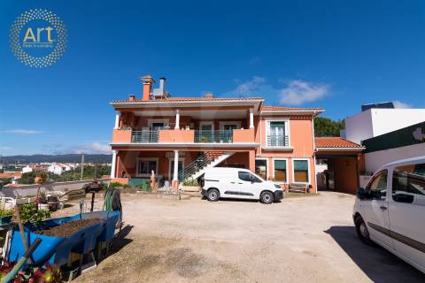 Moradia T3 Venda em Sintra (Santa Maria e São Miguel, São Martinho e São Pedro de Penaferrim),Sintra