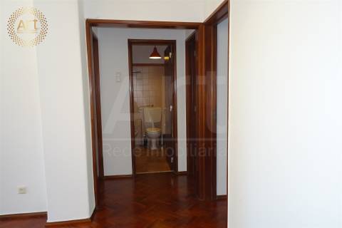Apartamento T4 Arrendamento em Alfragide,Amadora